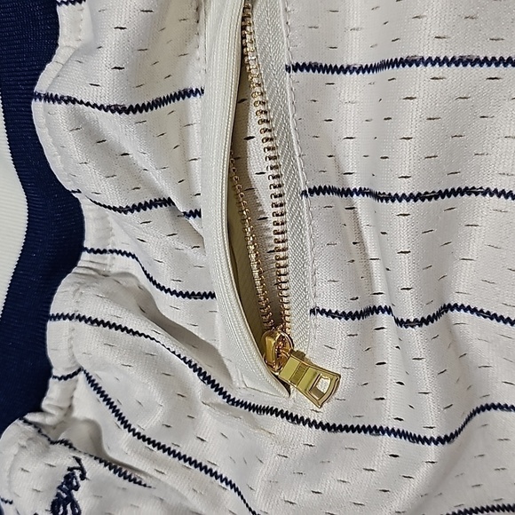 Cleveland Buckeyes Negro League Pinstripe Shorts Size Medium - Picture 6 of 10